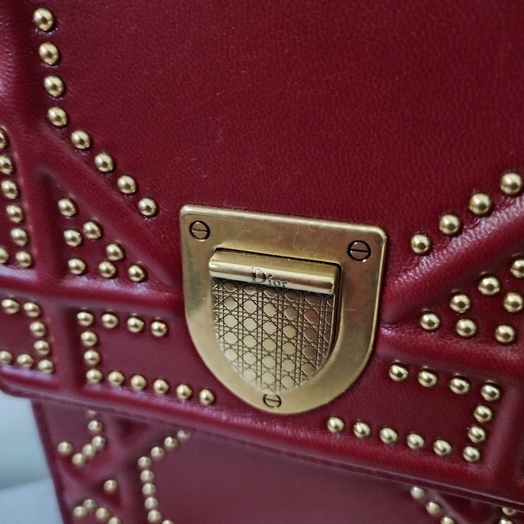 CHRISTIAN DIOR LEATHER CROSSBODY BAG W/ STUDDING - Picture 3 of 9